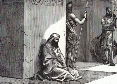 http://bibleencyclopedia.com/picturesjpeg/Mordecai_in_king%27s_gate_BBL72-727.jpg